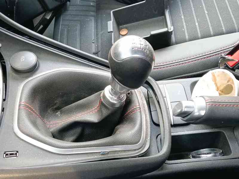 Recambio de pomo palanca cambio para ford puma (j2k, cf7) 1.0 ecoboost referencia OEM IAM   