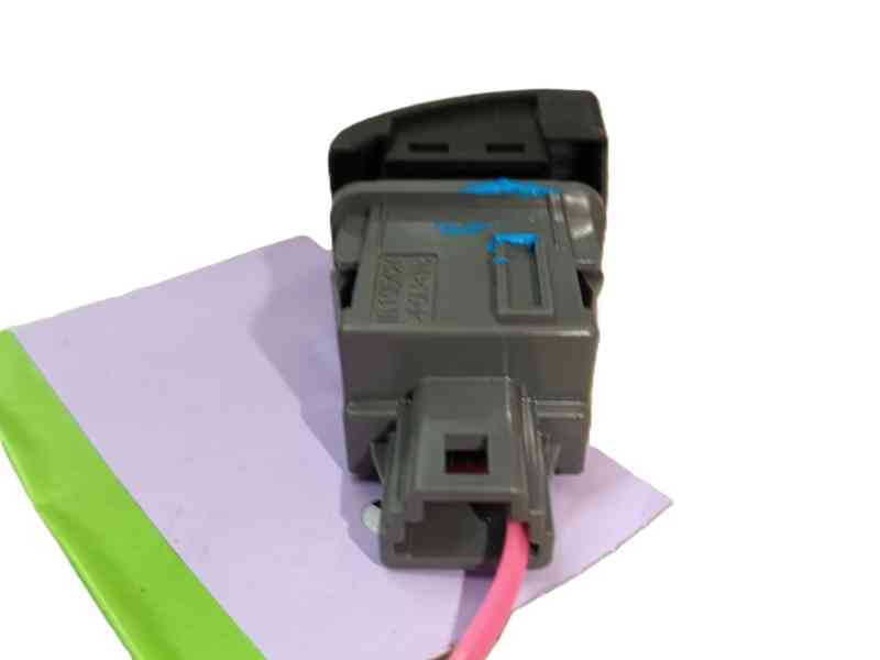 Recambio de warning para toyota c-hr (_x1_) 1.8 hybrid (zyx10_, zyx11_) referencia OEM IAM 84332F4020  