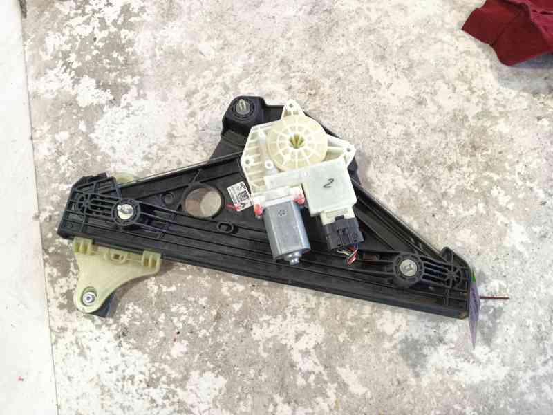 Recambio de elevalunas trasero izquierdo para renault clio v (b7_) 1.6 e-tech 145 (b7mu) referencia OEM IAM 0  