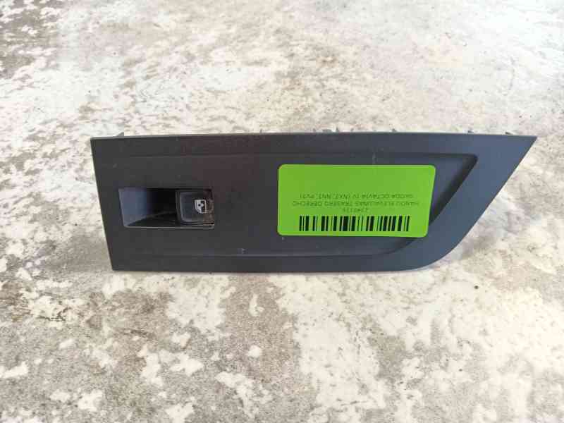 Recambio de mando elevalunas trasero derecho para skoda octavia iv (nx3, nn3, pv3) 1.5 tsi referencia OEM IAM 5G0959855KWHS  