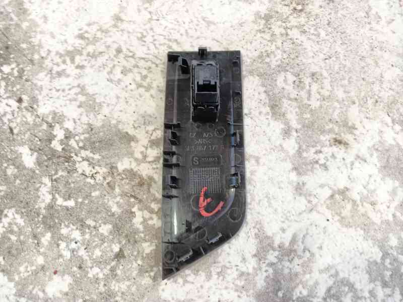 Recambio de mando elevalunas trasero derecho para skoda octavia iv (nx3, nn3, pv3) 1.5 tsi referencia OEM IAM 5G0959855KWHS  