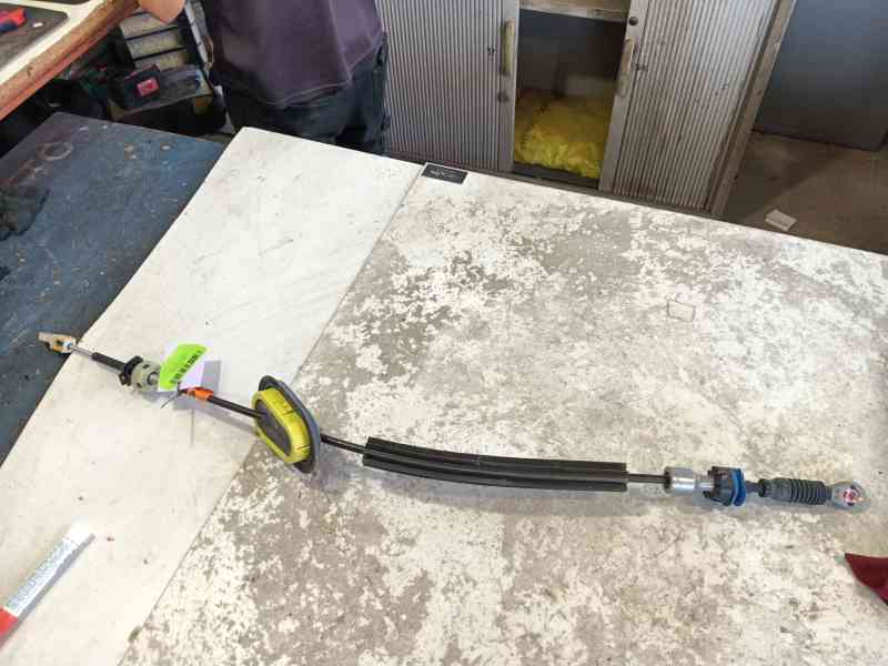 Recambio de varillaje cambio para renault clio v (b7_) 1.6 e-tech 145 (b7mu) referencia OEM IAM   