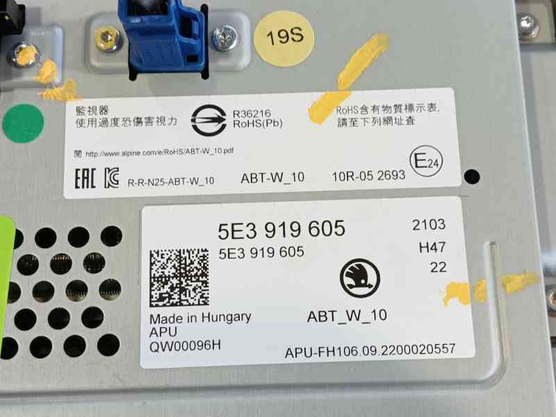 Recambio de pantalla multifuncion para skoda octavia iv (nx3, nn3, pv3) 1.5 tsi referencia OEM IAM   