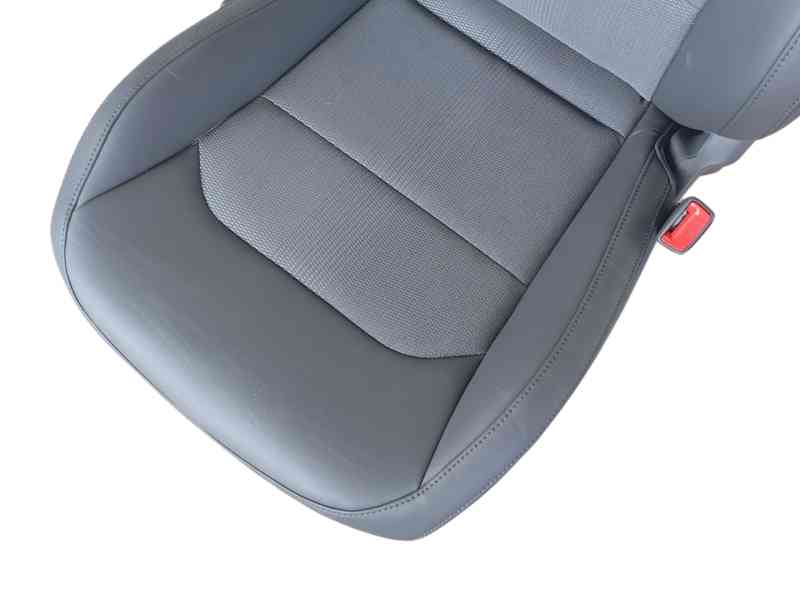 Recambio de asiento delantero derecho para kia niro ii (sg2) 1.6 gdi plug-in hybrd referencia OEM IAM  25B280332 