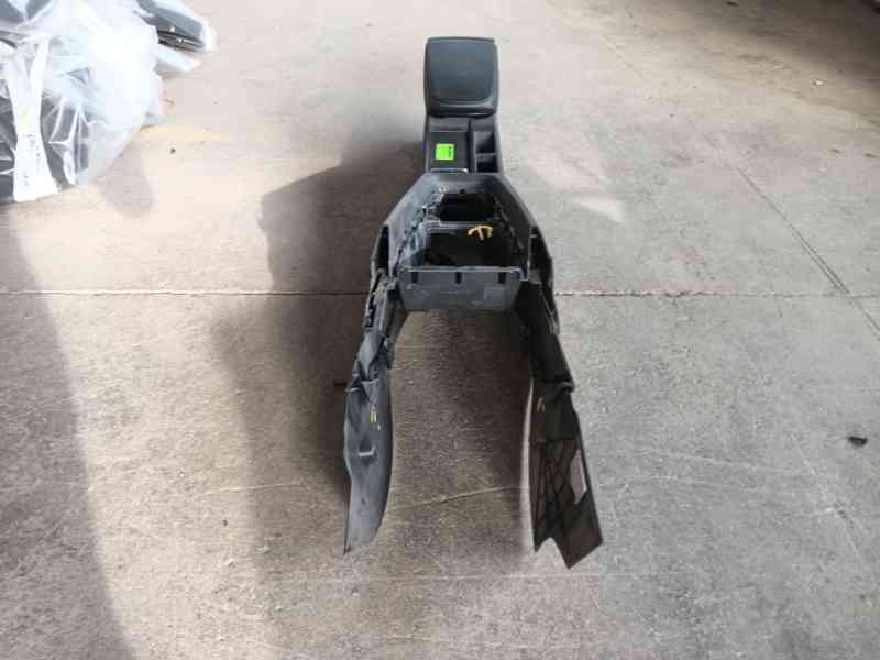 Recambio de apoyabrazos central para skoda octavia iv (nx3, nn3, pv3) 1.5 tsi referencia OEM IAM   