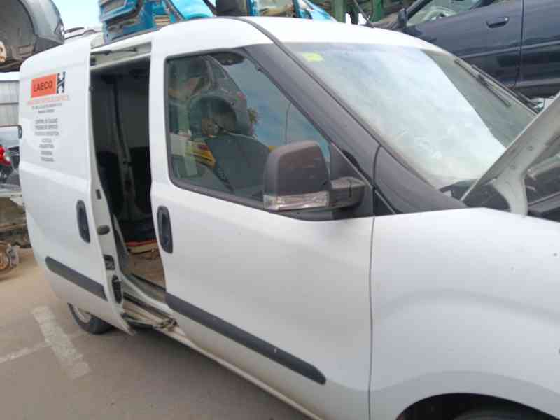 Recambio de puerta delantera derecha para fiat doblo cargo (263_) 1.3 d multijet (263wxu1a) referencia OEM IAM 0000052155064  