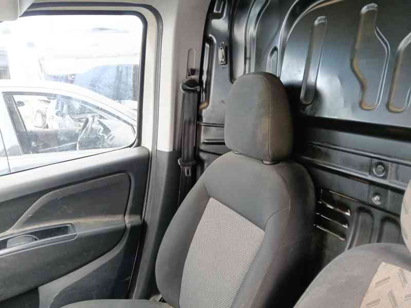Recambio de cinturon seguridad delantero derecho para fiat doblo cargo (263_) 1.3 d multijet (263wxu1a) referencia OEM IAM 00007