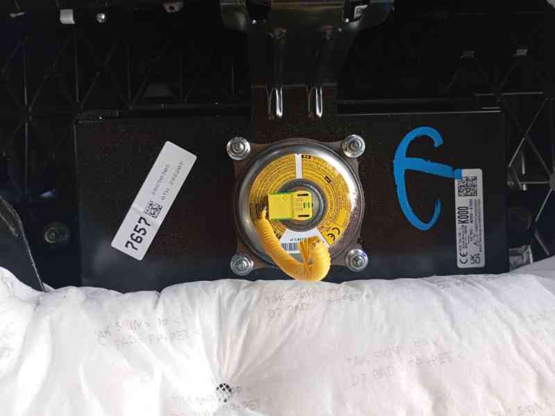 Recambio de salpicadero para kia niro ii (sg2) 1.6 gdi plug-in hybrd referencia OEM IAM 16139519ZD  