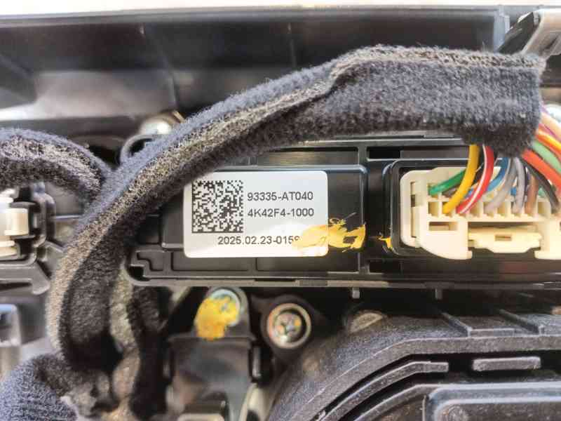 Recambio de consola central para kia niro ii (sg2) 1.6 gdi plug-in hybrd referencia OEM IAM   