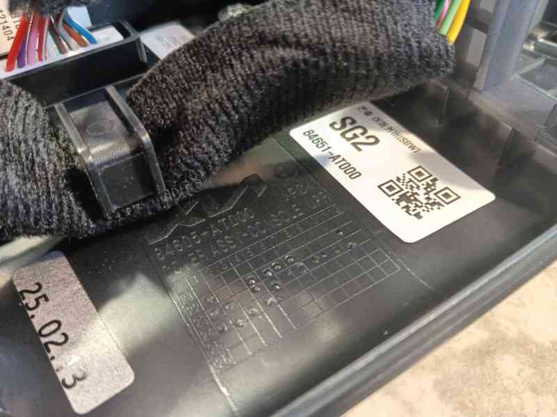 Recambio de consola central para kia niro ii (sg2) 1.6 gdi plug-in hybrd referencia OEM IAM   