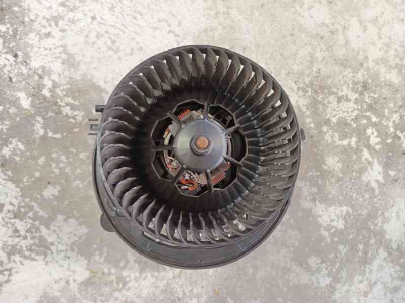 Recambio de ventilador calefaccion para skoda octavia iv (nx3, nn3, pv3) 1.5 tsi referencia OEM IAM 5Q1819021H  