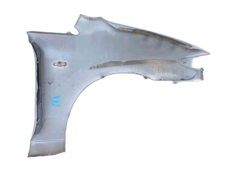 Recambio de aleta delantera izquierda para mazda premacy (cp) 2.0 td referencia OEM IAM C10052211J  