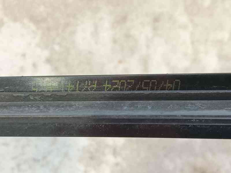 Recambio de brazo limpia delantero izquierdo para renault clio v (b7_) 1.6 e-tech 145 (b7mu) referencia OEM IAM   