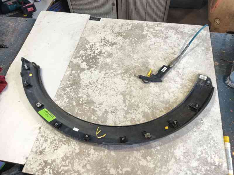 Recambio de aletin trasero derecho para kia niro ii (sg2) 1.6 gdi plug-in hybrd referencia OEM IAM   