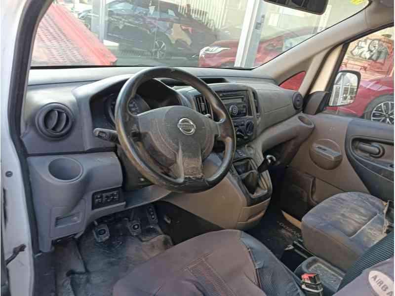 nissan nv200 furgoneta del año 2010