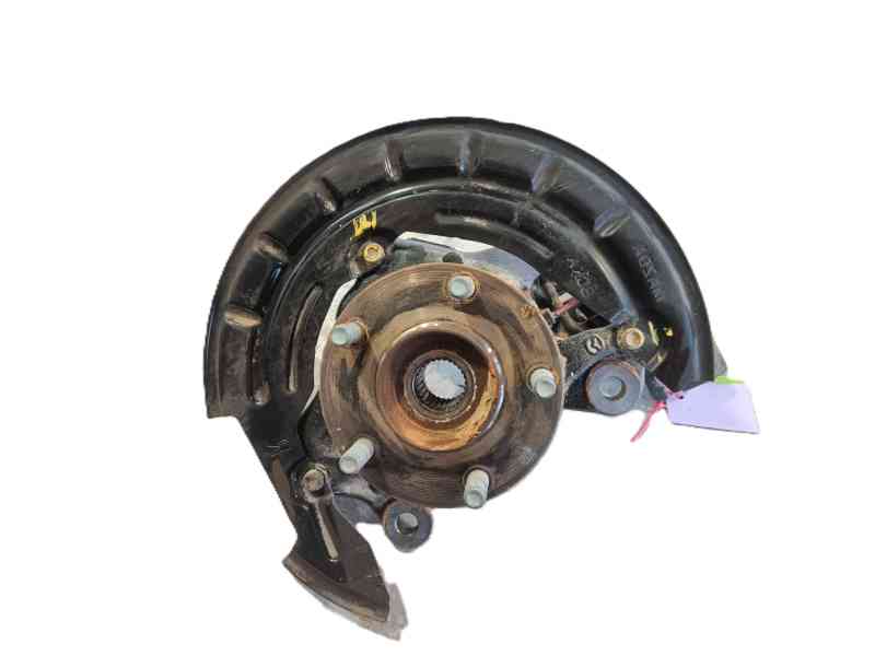 Recambio de mangueta delantera derecha para mazda 3 hatchback (bp) 2.0 skyactiv-g (bp5h, bp6h) referencia OEM IAM   
