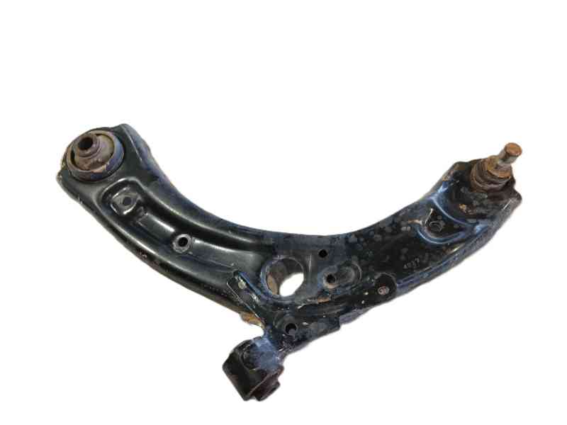 Recambio de brazo suspension inferior delantero izquierdo para mazda 3 hatchback (bp) 2.0 skyactiv-g (bp5h, bp6h) referencia OEM