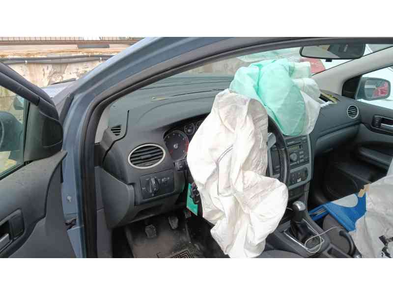 opel corsa c (x01) del año 2002