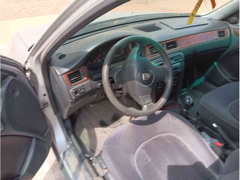 rover 45 i sedán (rt) del año 2000