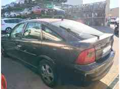 opel vectra b hatchback (j96) del año 2000 2
