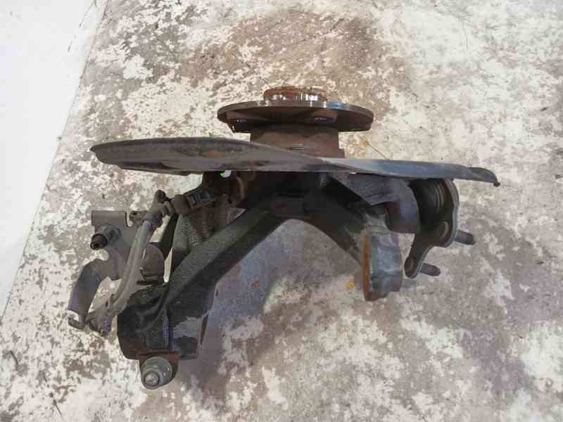 Recambio de mangueta delantera derecha para volkswagen golf 1.5 etsi mhev referencia OEM IAM 5WA407256  