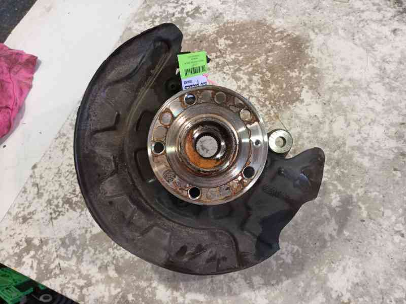 Recambio de mangueta delantera derecha para volkswagen golf 1.5 etsi mhev referencia OEM IAM 5WA407256  