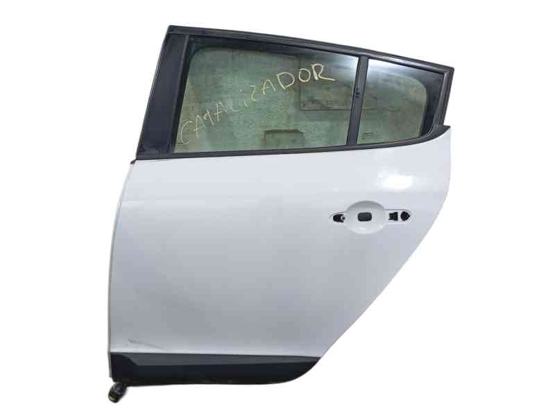 Recambio de puerta trasera izquierda para renault megane iii hatchback (bz0/1_, b3_) 1.5 dci referencia OEM IAM 821003885R  