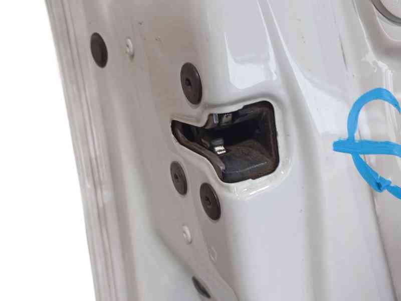 Recambio de puerta delantera izquierda para renault megane iii hatchback (bz0/1_, b3_) 1.5 dci referencia OEM IAM 801016886R  