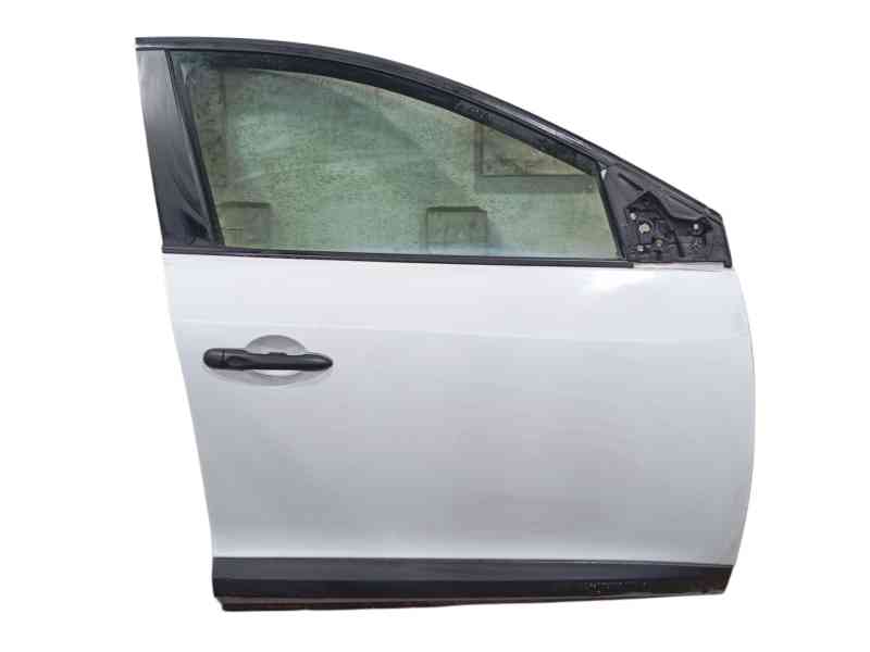 Recambio de puerta delantera derecha para renault megane iii hatchback (bz0/1_, b3_) 1.5 dci referencia OEM IAM 801006560R  