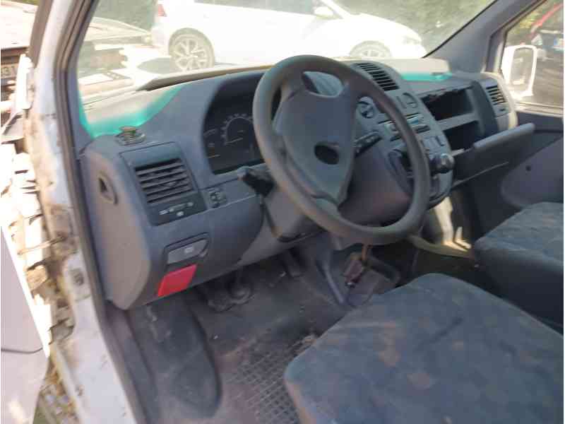 mercedes-benz vito autobús (w638) del año 1999
