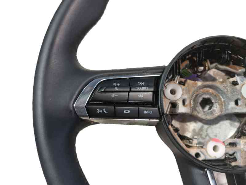 Recambio de volante para mazda 3 hatchback (bp) 2.0 skyactiv-g (bp5h, bp6h) referencia OEM IAM   