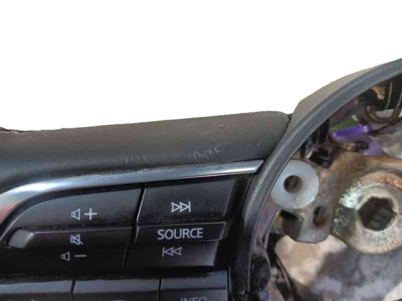 Recambio de volante para mazda 3 hatchback (bp) 2.0 skyactiv-g (bp5h, bp6h) referencia OEM IAM   