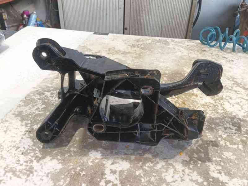 Recambio de pedal freno para cupra formentor (km7, kmp) 1.5 tsi referencia OEM IAM   