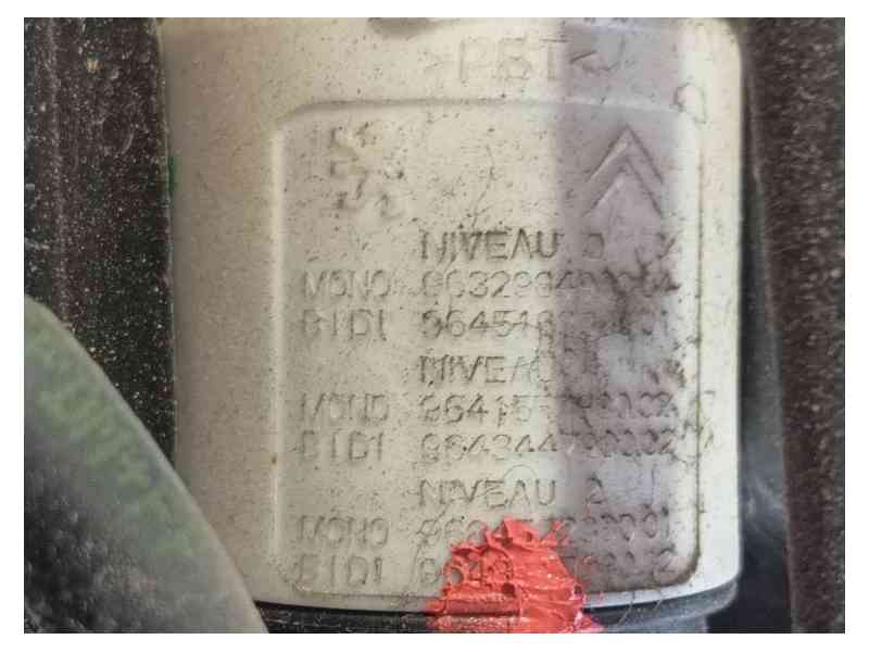 Recambio de deposito limpia para peugeot 308 sw ii (lc_, lj_, lr_, lx_, l4_) 1.2 thp 130 referencia OEM IAM 9819955680  