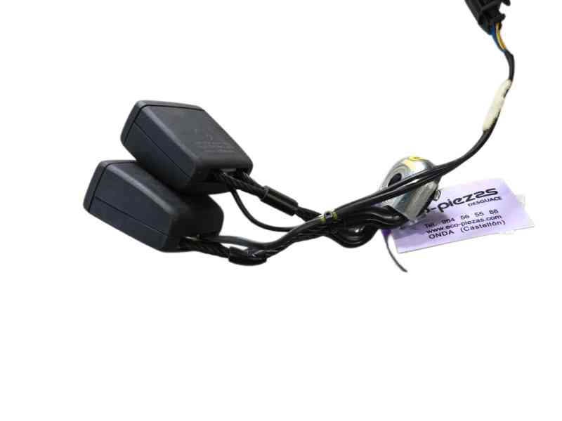 Recambio de enganche cinturon trasero central para skoda fabia iii (nj3) 1.2 tsi referencia OEM IAM 6V0857739FMNB  
