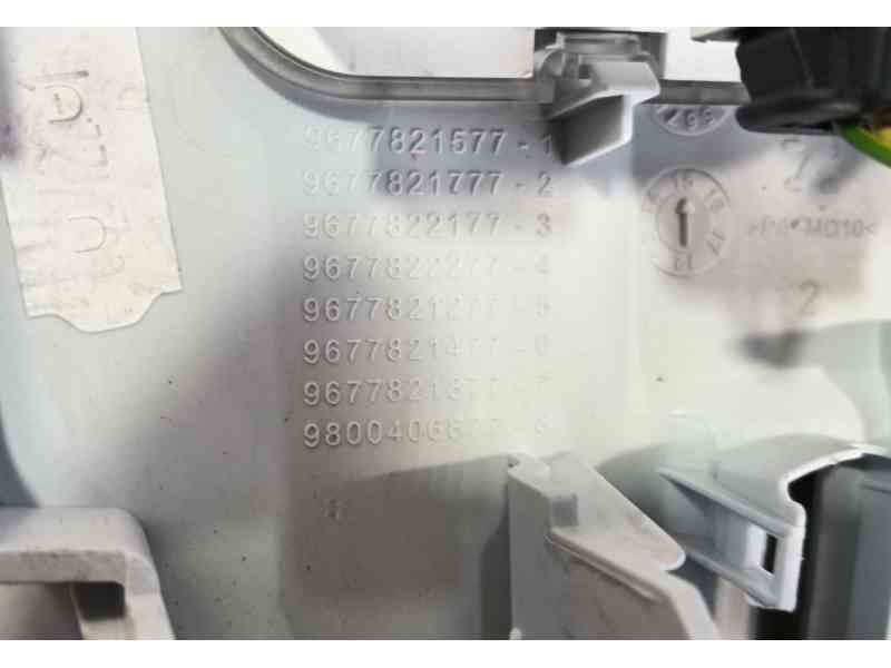 Recambio de luz interior delantera central para peugeot 308 sw ii (lc_, lj_, lr_, lx_, l4_) 1.2 thp 130 referencia OEM IAM 96887