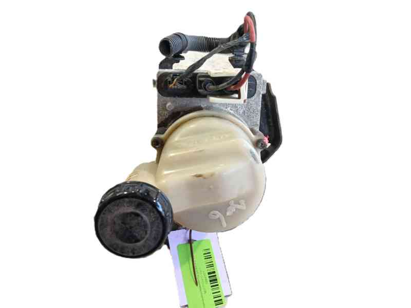 Recambio de bomba direccion para renault express furgoneta/monovolumen 1.5 blue dci 75 (f6aa) referencia OEM IAM   