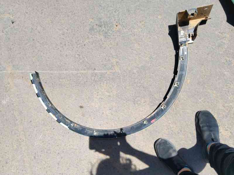 Recambio de aleta delantera izquierda para ford kuga iii (dfk) 2.5 duratec plug-in-hybrid referencia OEM IAM   
