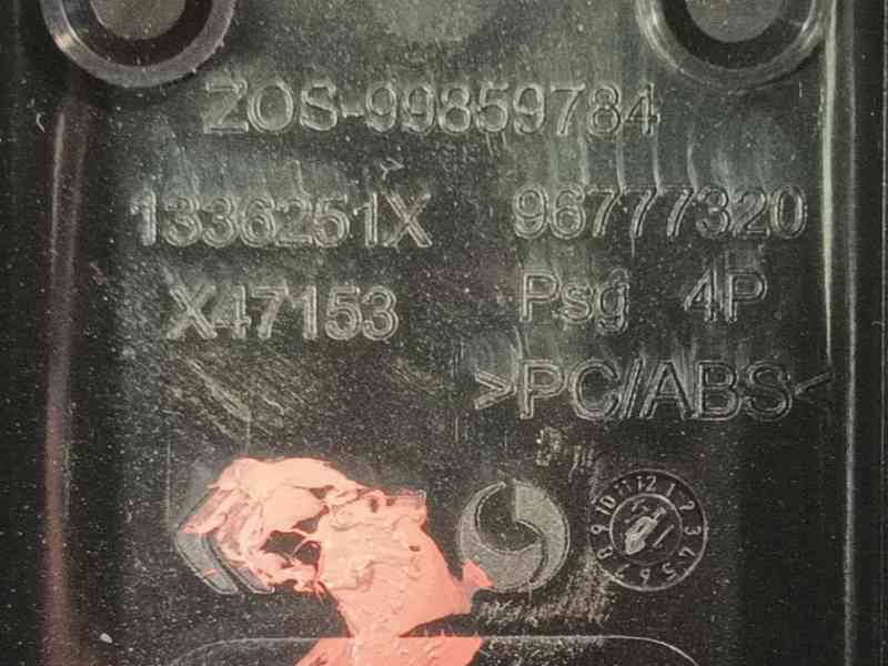 Recambio de mando elevalunas trasero izquierdo para peugeot 308 sw ii (lc_, lj_, lr_, lx_, l4_) 1.2 thp 130 referencia OEM IAM 9