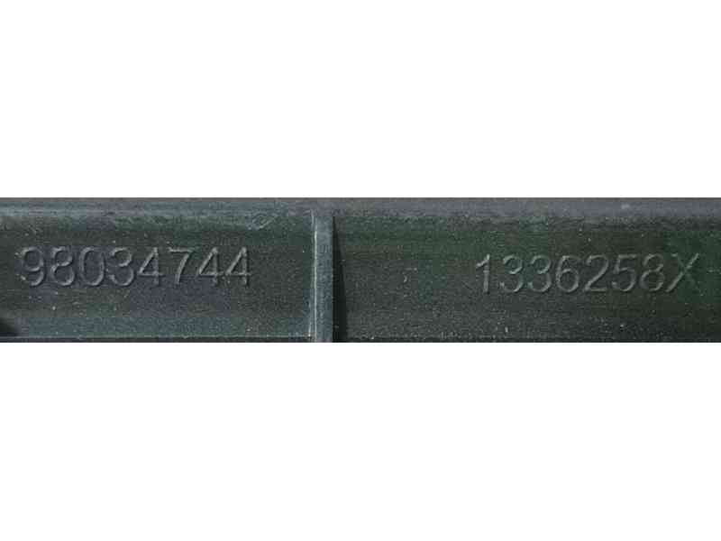 Recambio de mando elevalunas trasero derecho para peugeot 308 sw ii (lc_, lj_, lr_, lx_, l4_) 1.2 thp 130 referencia OEM IAM 967