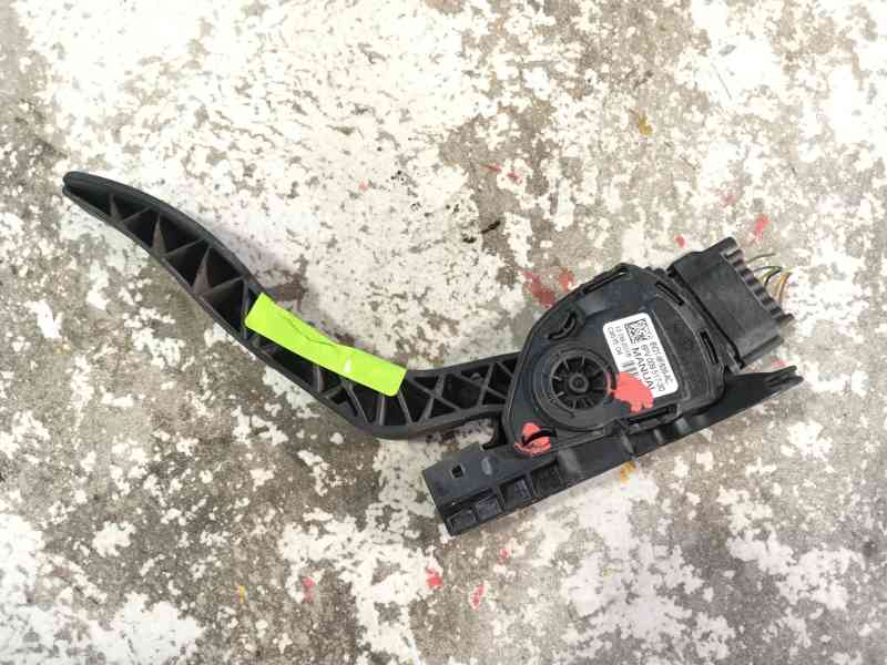 Recambio de pedal acelerador para ford transit courier b460 monospace 1.5 tdci referencia OEM IAM   