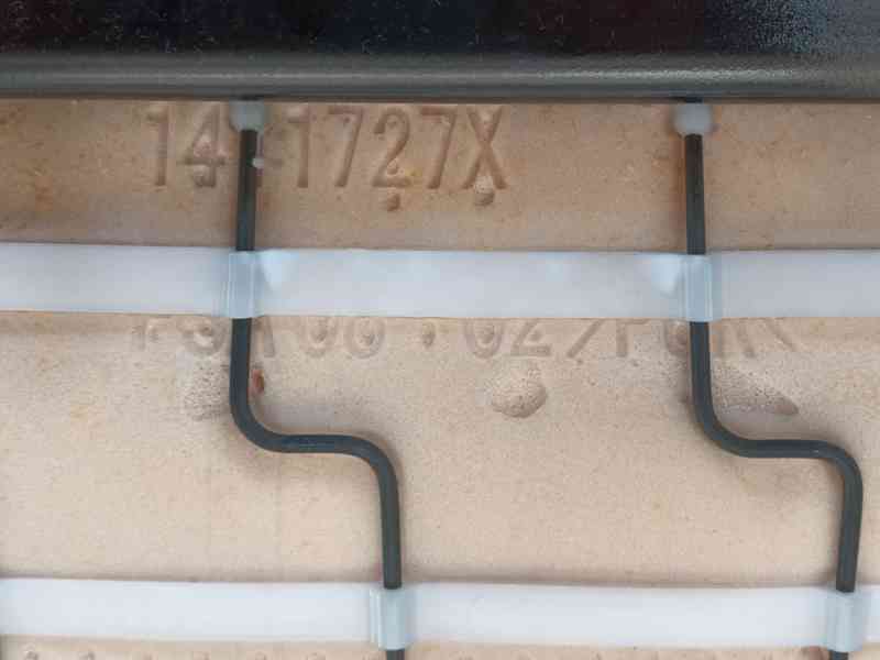 Recambio de asientos traseros para peugeot 308 sw ii (lc_, lj_, lr_, lx_, l4_) 1.2 thp 130 referencia OEM IAM   