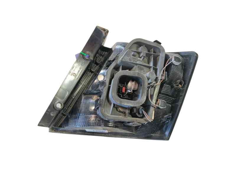 Recambio de piloto trasero izquierdo para skoda fabia iii (nj3) 1.2 tsi referencia OEM IAM 6V6945111 6V6945095 
