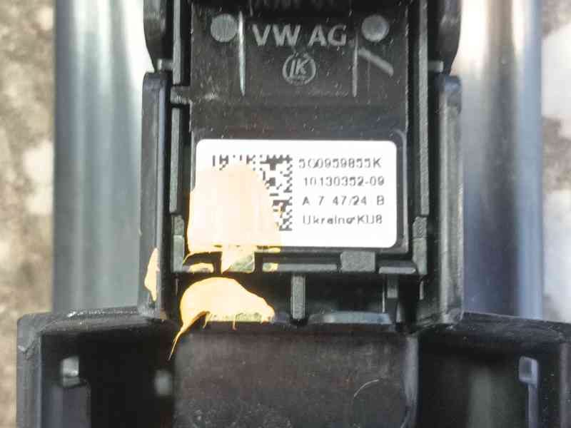 Recambio de mando elevalunas delantero derecho para seat ateca (kh7, khp) 1.0 tsi referencia OEM IAM 5G0959855PWHS  
