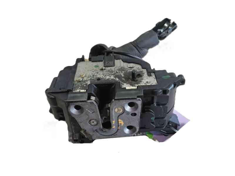 Recambio de cerradura puerta trasera izquierda para renault megane iii hatchback (bz0/1_, b3_) 1.5 dci referencia OEM IAM 825030