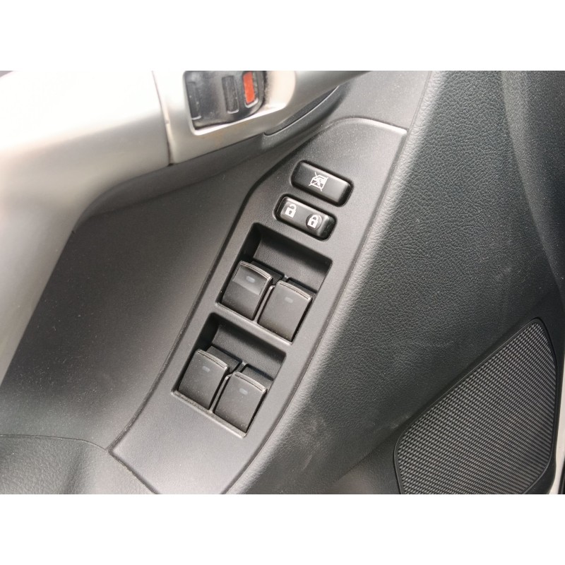 Recambio de mando elevalunas delantero izquierdo para toyota verso (_r2_) 1.6 (zgr20_) referencia OEM IAM 8404005050  