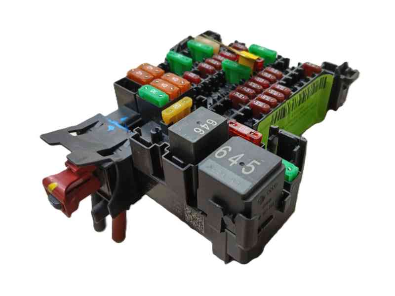 Recambio de caja reles / fusibles para skoda octavia iv (nx3, nn3) 1.4 tsi iv referencia OEM IAM   