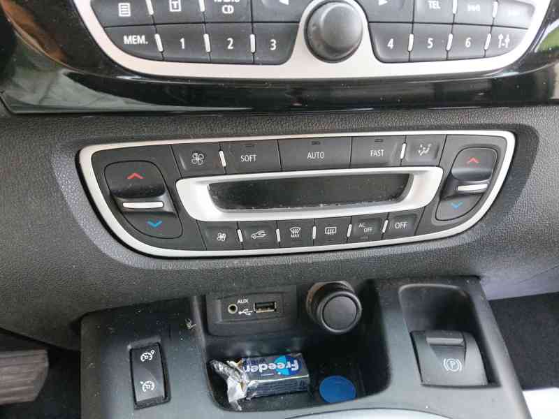 Recambio de mando calefaccion / aire acondicionado para renault grand scénic iii (jz0/1_) 1.5 dci referencia OEM IAM   