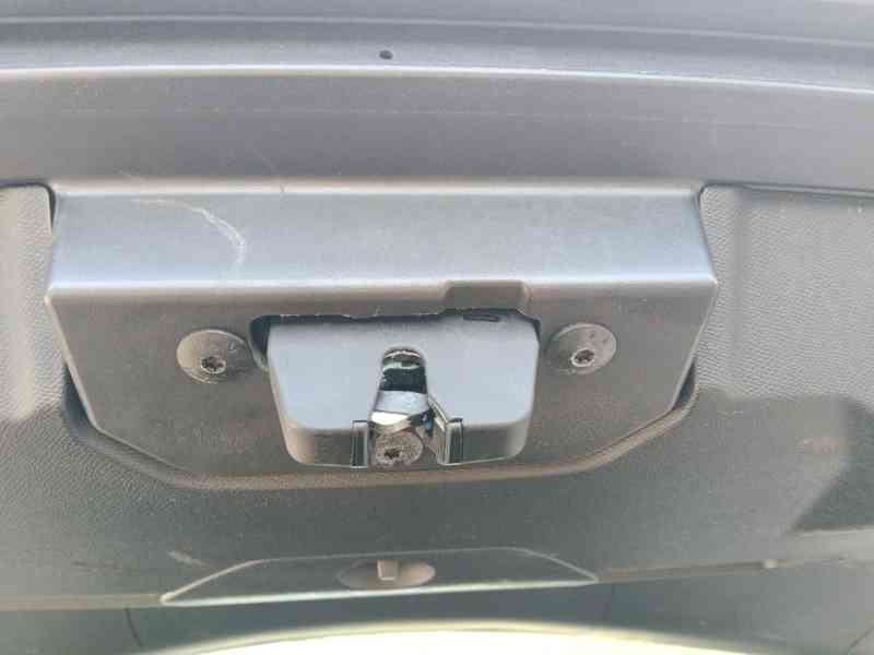 Recambio de cerradura maletero / porton para peugeot 3008 ii suv (mc_, mr_, mj_, m4_) 1.5 bluehdi 130 referencia OEM IAM 9804762