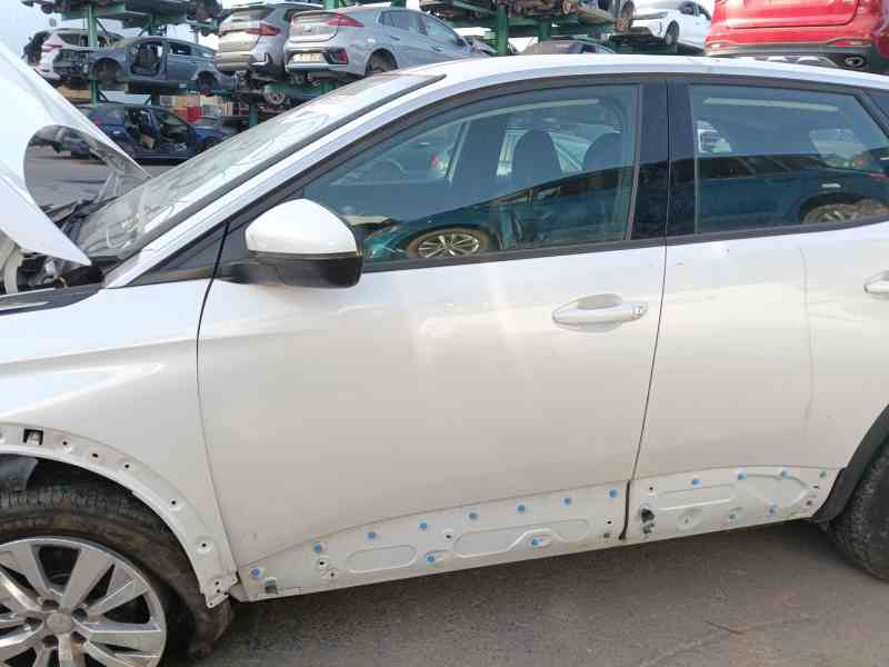 Recambio de puerta delantera izquierda para peugeot 3008 ii suv (mc_, mr_, mj_, m4_) 1.5 bluehdi 130 referencia OEM IAM 98123064